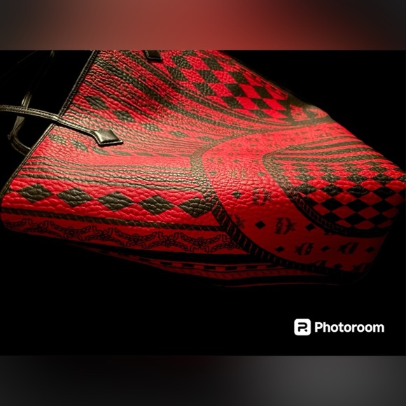 MCM | Bags | Large Monogram Tote Bag Leather Red Black + Dust Bag - Picture 7 of 9